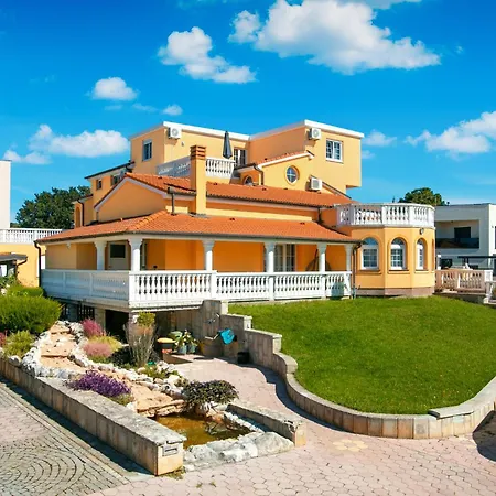 Marko - A0 - Mpolo * Medulin